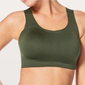 luxurious Lululemon Enlite Bra